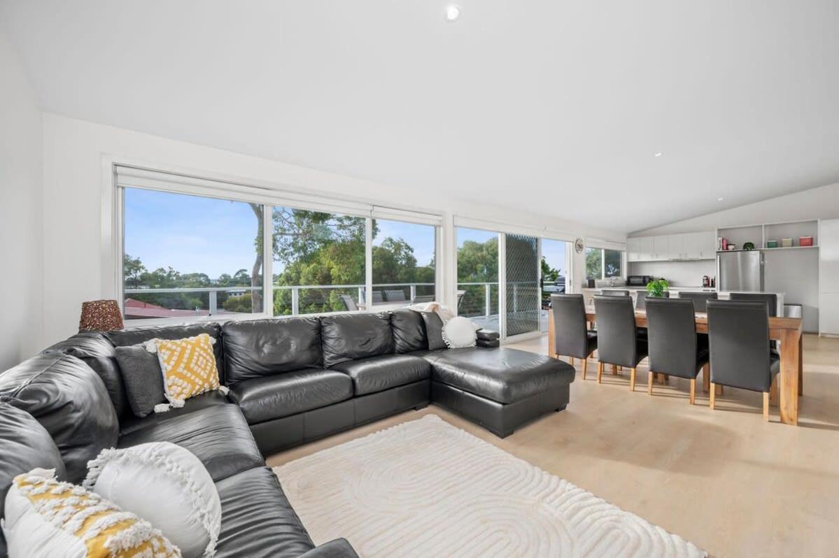 Seaworthy Sanctuary Jan Juc Holiday home